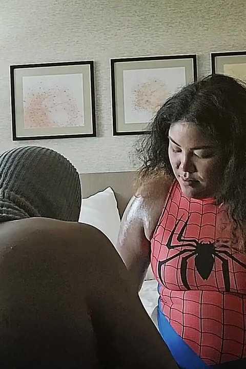 Spider Woman Muscle and Foot Worship