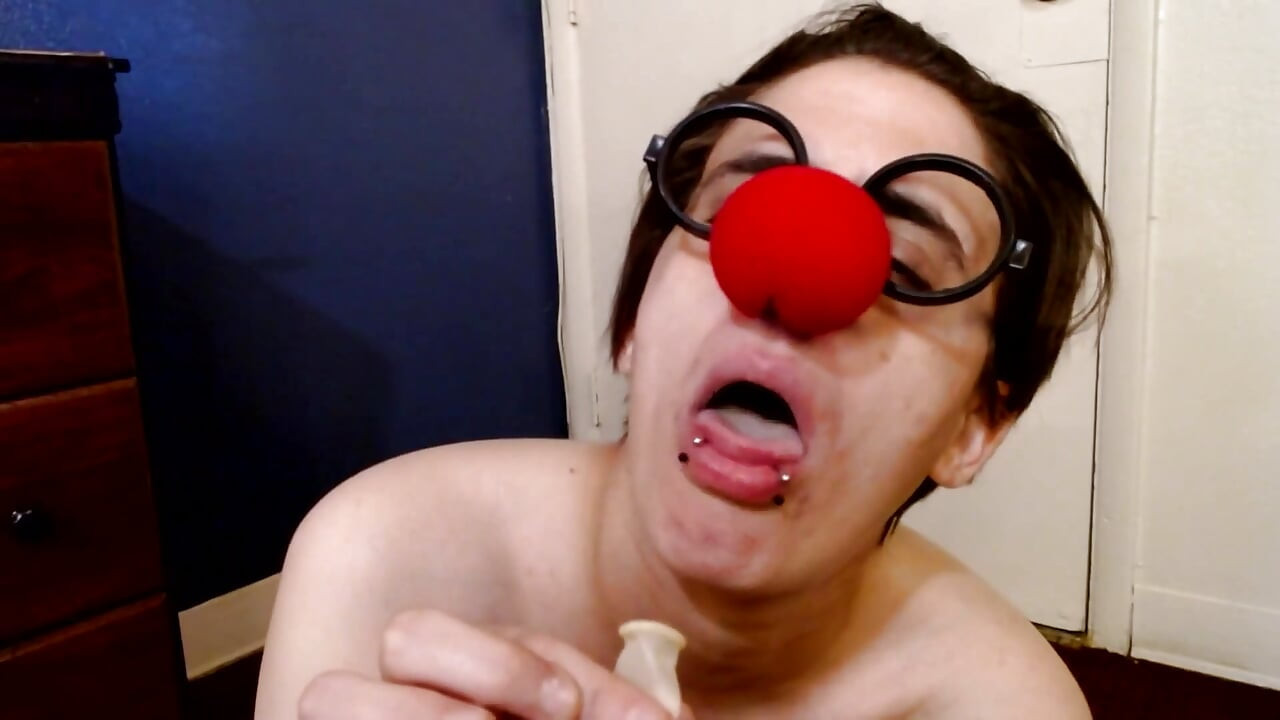 B2p gubbara khelen kanfetti pop paarti jokar
