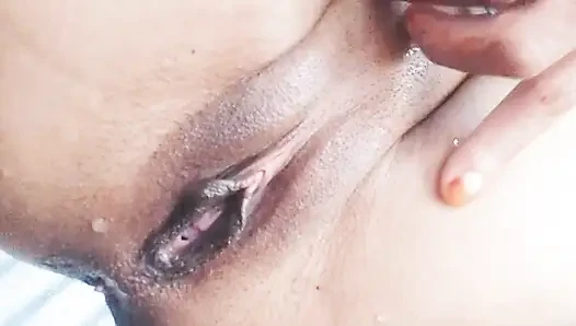 Bangladeshi cute village girl sweat boobs and tight chut ki chuda chudi. Bangla Dhaka xxx girl viral video.