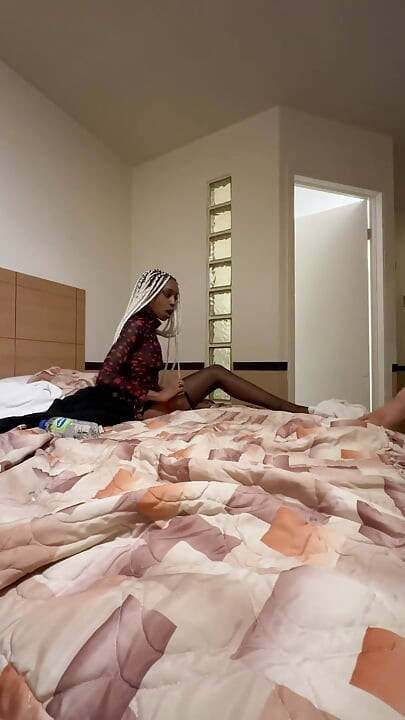 Seks hotel sama pria antar ras yang super mesum