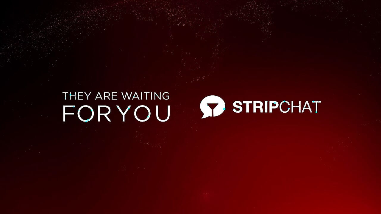 Lolaangellx sikiş makinesi ile gırtlağına kadar alma ve yüz sikişi web kamerası gösterisi ile mükemmel sakso