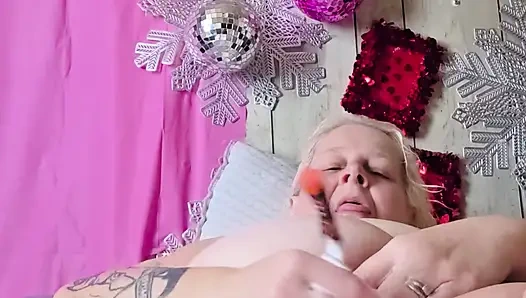 Shaving Hairy Twat Makes Her Wet N Horny