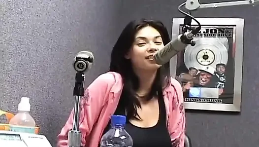 Radiointerview in Honolulu Mit Tera Patrick