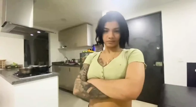 My dad's wife sucks my dick _ I realize and fuck her (1080P)