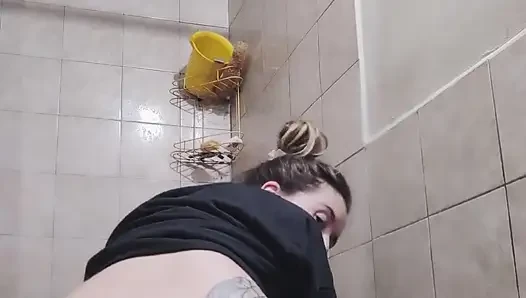 Мочиться