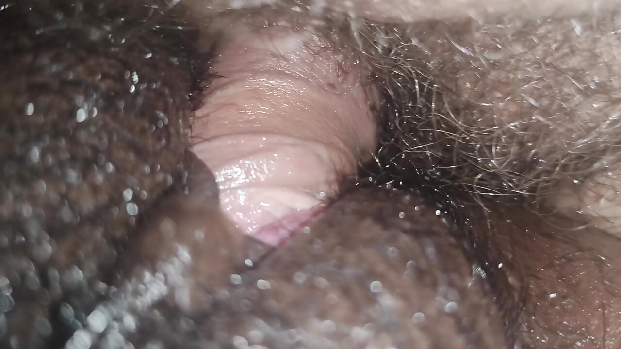 Bhabhi ki garam chut me garam lund dall diya
