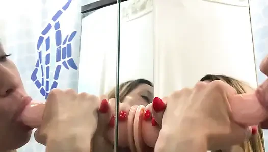 Senin Sert Penisin Için Derin Oral Seks Yapıyorum