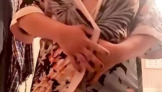 Für meine 64 lesbischen zimmermädchen habe ich sie verführt, damit sie mich wollte, aber sie hat mich versohlt