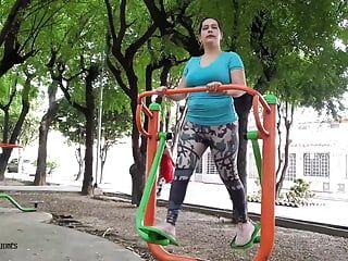 I Find My Neighbor's Whore in the Park and She Wants Me to Fuck Her - Porn in Spanish