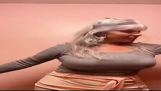 Let’s Get Ready for Bed I Was Thinking That We Might Cuddle or Maybe Something More.. What Do You Think? Dm Me..