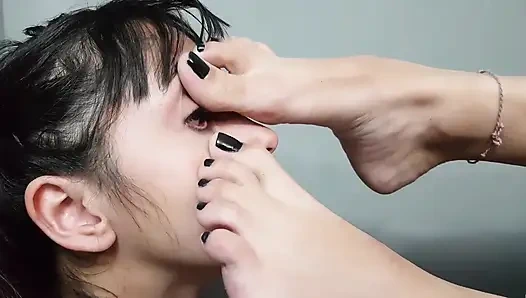 Üst düzey kız Bruna tarafından ayak hakimiyeti