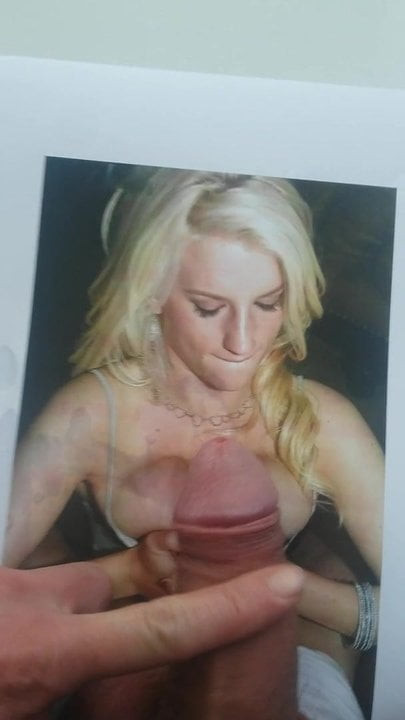 Cumtribute on offered big boobs