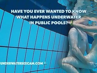 本物のカップルは、水中カメラで撮影された公共プールで本当の水中セックスをしています
