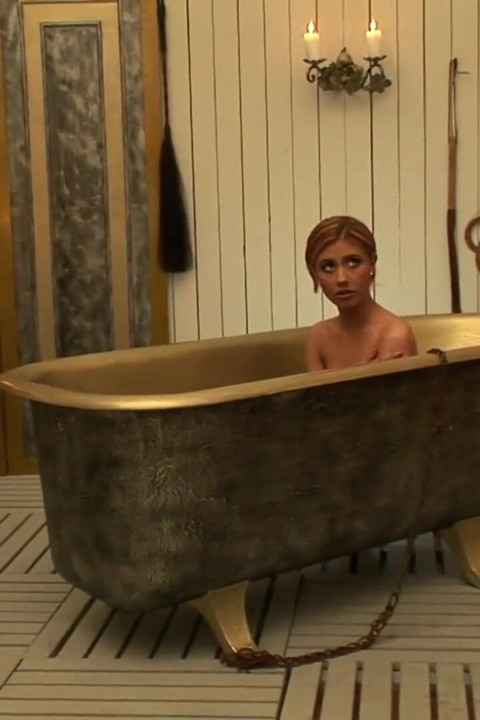 Under the lash  - he spank her in bath after fucking