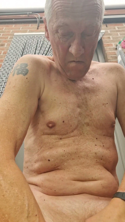 EXHIBITIONIST GRANDPA SOFT TO BIG DICK BUTPLUG BONDAGE SEXSHOW CUMSHOT | Clip 1