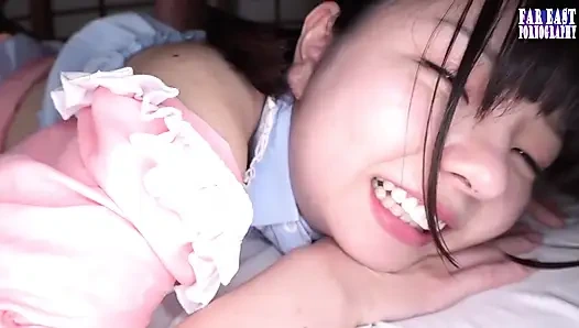 Рельс соблазняет рандеву с короткой милашкой, смачной каждой теплой каплей, часть.4