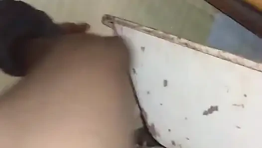 Büyük yarak milkshake dökmeyi reddetti