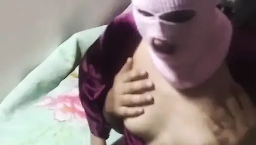 Orgazm kız Arap 18 yaşında