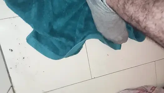 Meine stiefschwester mag besuche unter der dusche