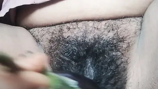Indian x girlfriend finger korche r begen dolche gode