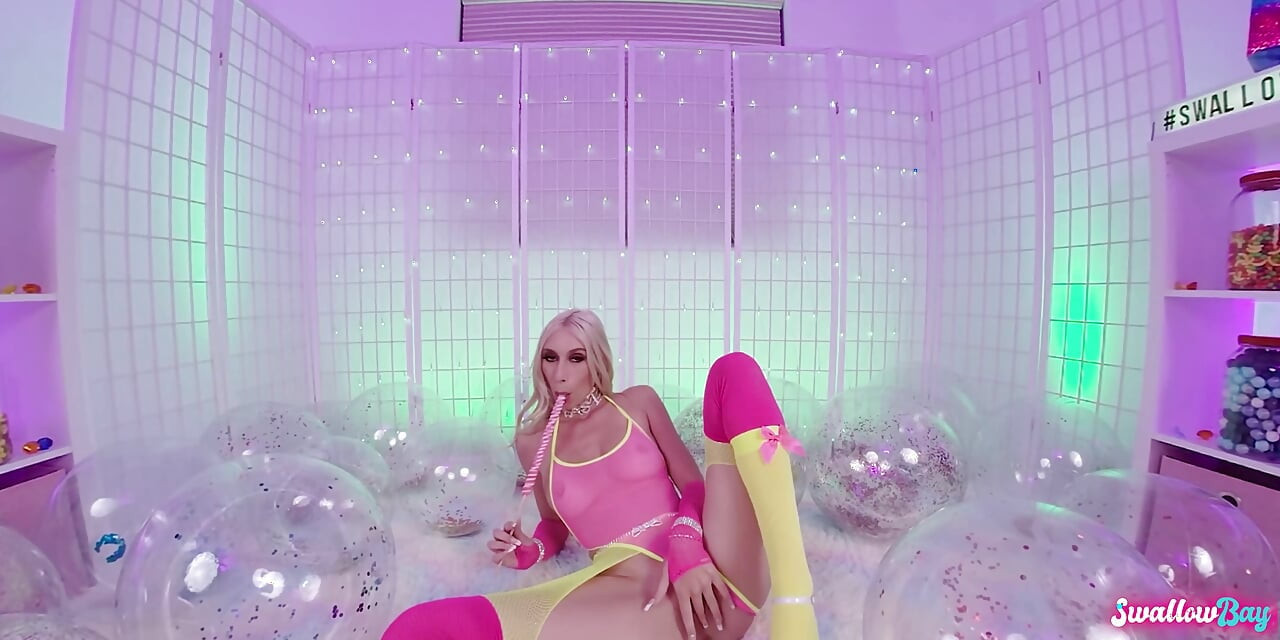 Hot Barbie Girl Kay Lovely Masturbating and Sucking Dick