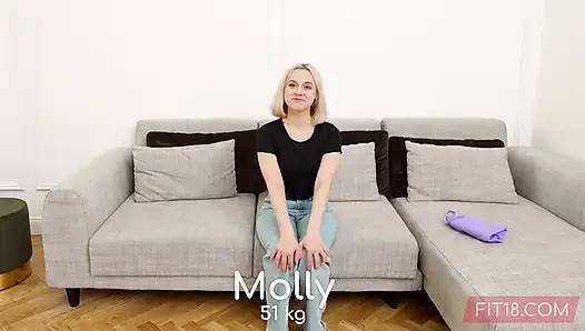 Fit18 - amatir mungil rusia dan latvia molly cute dan nata gold