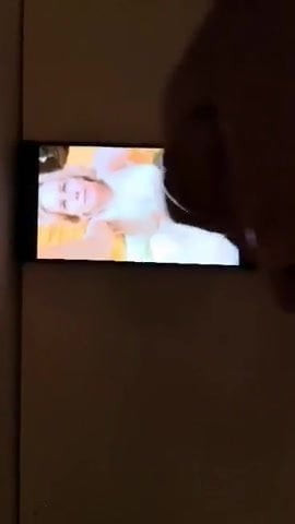 Tribute cum