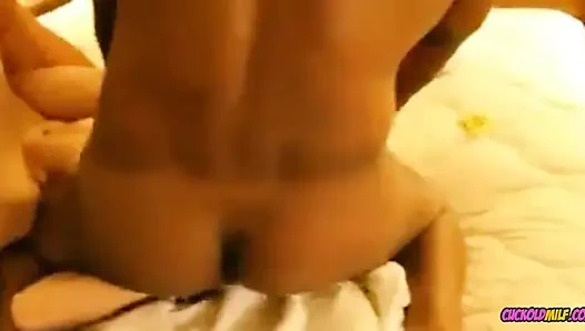 Милфа куколда - жена, которая изменяет