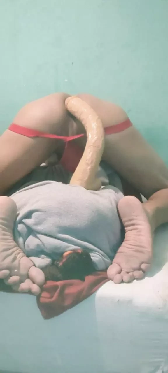 En bred dildo