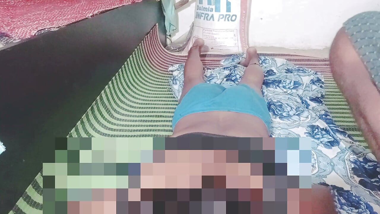 qHot Sexy village wife ko Tel Lagga Kar Chudai video