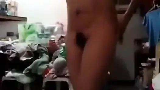 Hintli desi kız tek başına fingring orgasum videosu