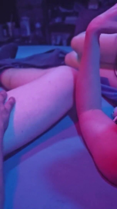 Khoảnh khắc tuyệt đẹp từ "delilah thích được chia sẻ bú và làm tình cả hai"