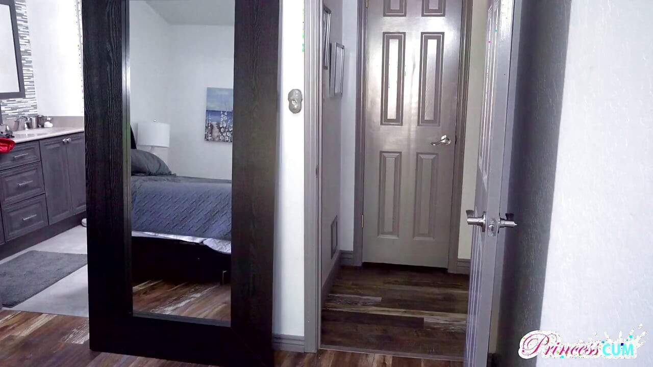 Cumming Inside My Step Stepdaughter - S4e1