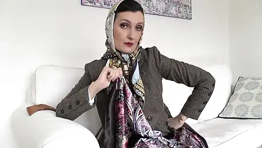 Saten sürtüğüm için yaramaz günlük görev, Bayan Victoria Valente