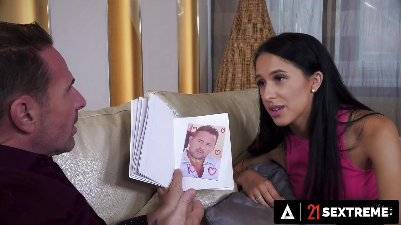 21 SEXTREME - Alyssa bị ám ảnh cầu xin giáo viên người Pháp đụ cô ấy thô bạo