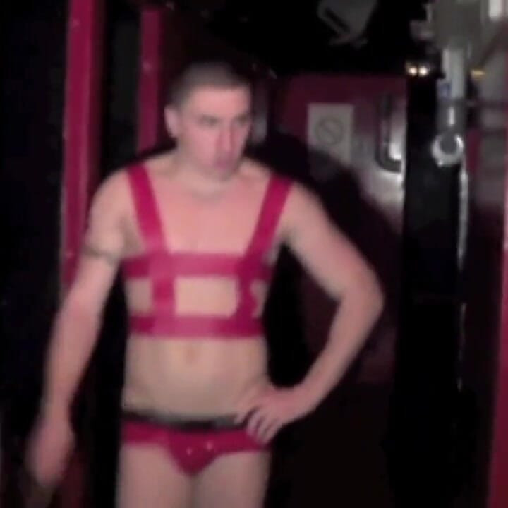 Klode fodida por matt kenedy fetiche roupas