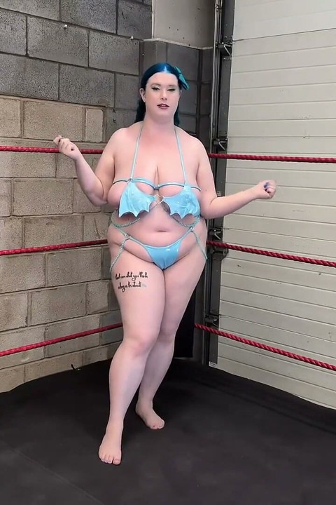 BBW Boxing Alice Mayflower Vs Bambi Brat - Girl Girl
