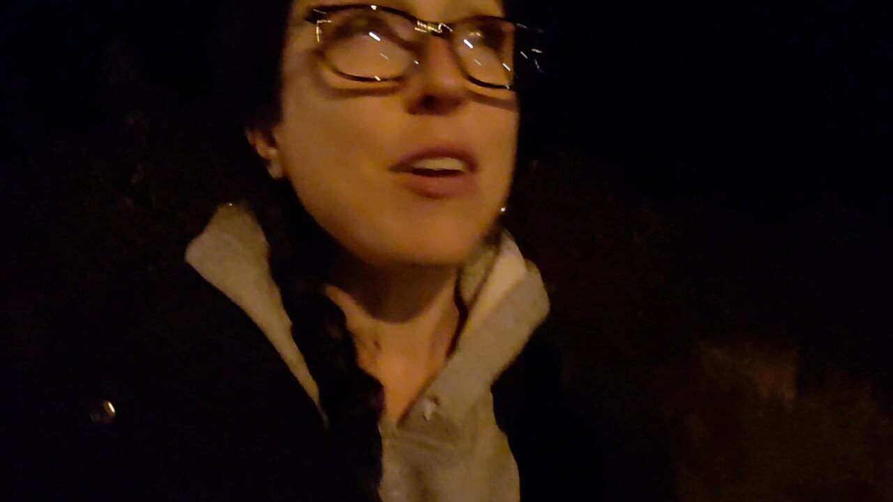 Nerdy Faery Goes Pee