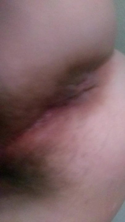 Lonelyhousewife604