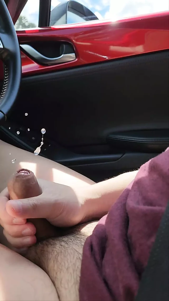 Driving and accidentally cumming