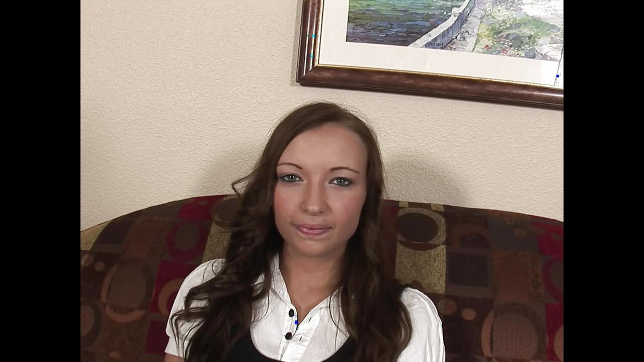 Gata gostosa leva o pau