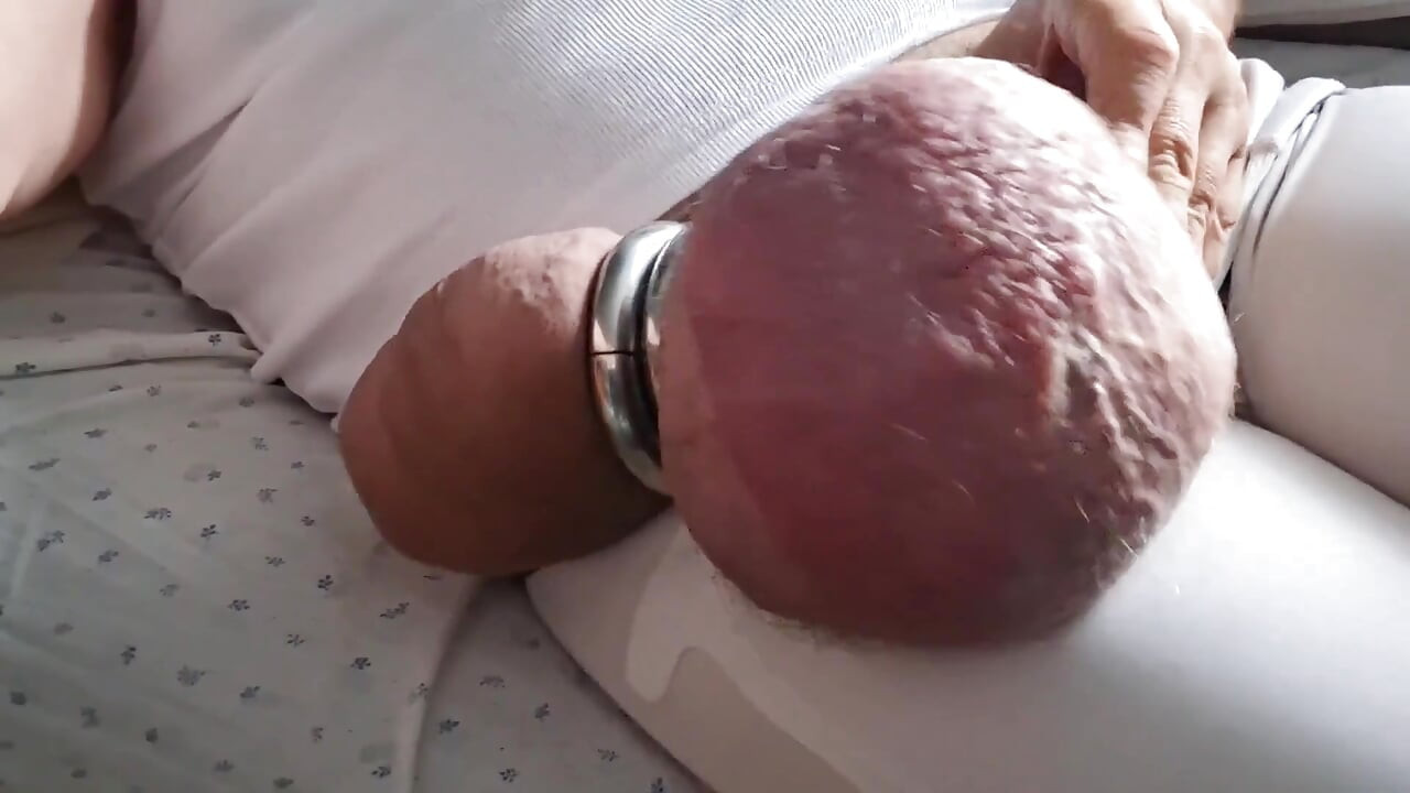 Bulgedaddy Is Horny