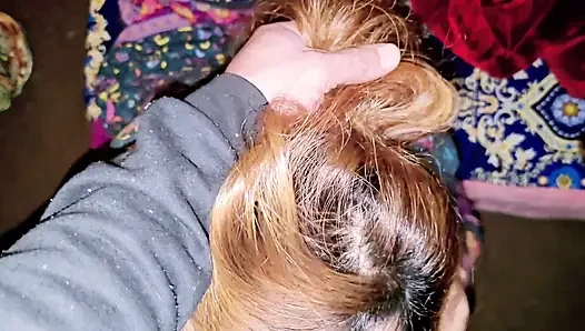 Hintli kadın ıslak sakso çekiyor