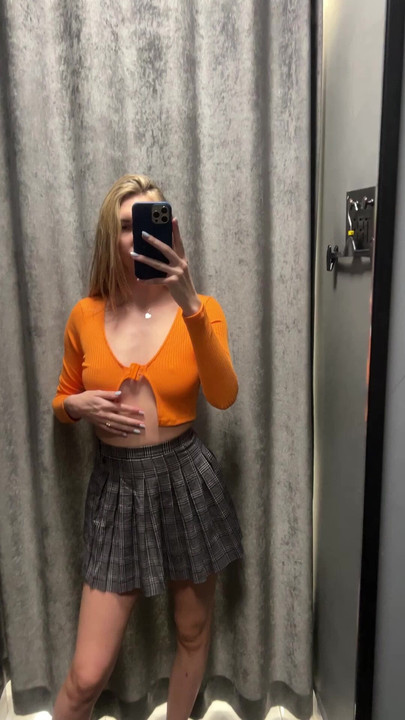 I like to try on new things 😈