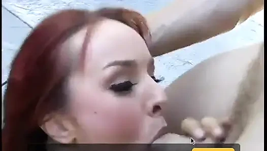 Buff dude cytheria tarafından yarağını gırtlağına kadar alıyor ve sonra onu sikiyor
