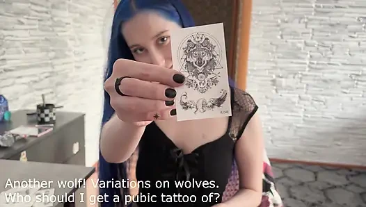 Perspektive Anal, Hat Der Stiefschwester Geholfen, Ein Tattoo Auszuwählen Und Sie Wollte Es