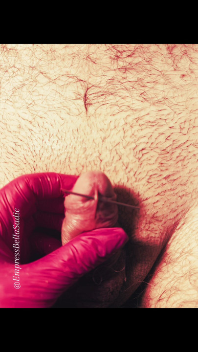 A morning with needles, just the beginning. It wasn't enough. I want more.