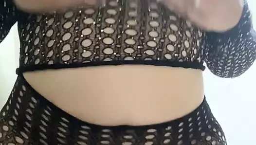 Preciusrouss49 big ass latina masturbates with a cushion