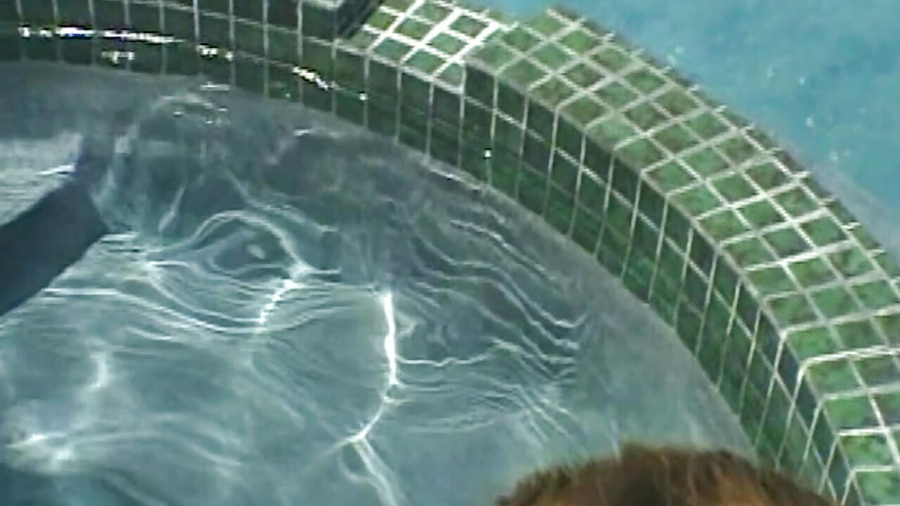 College Geständnisse: Heiße Pool-Affäre