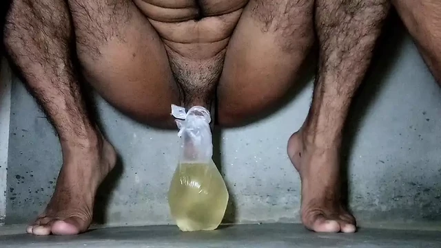 Shopper pissing drink bottom desi cock